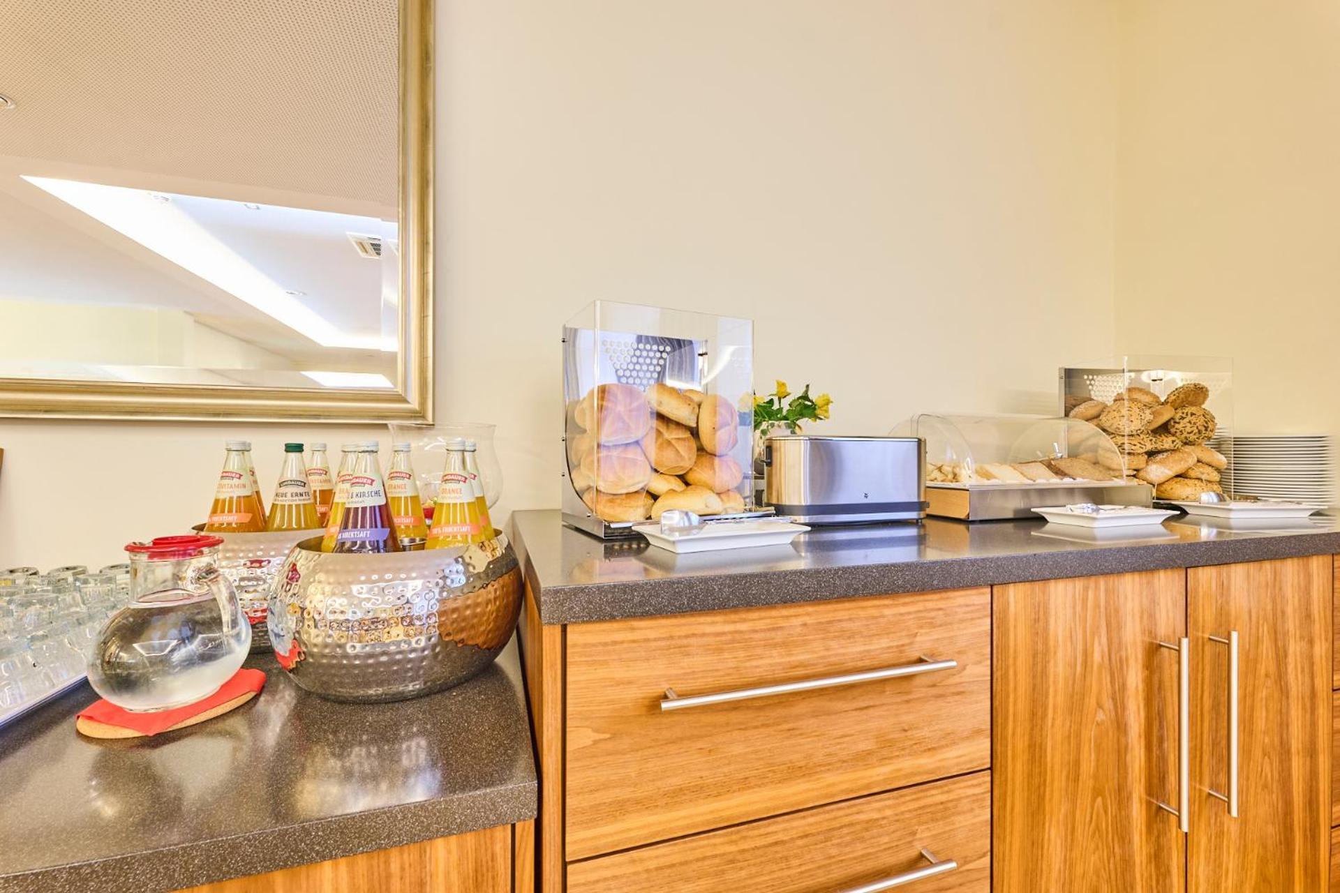 Hotel Apfelbaum 3*